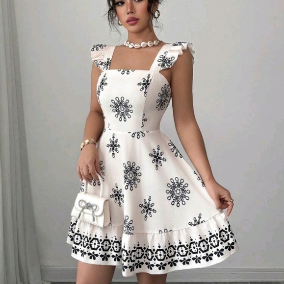 Women's Tie Back Waist Ruched Design Printed Mini Sleeve Holiday Casual Dress - Picture 3 of 4